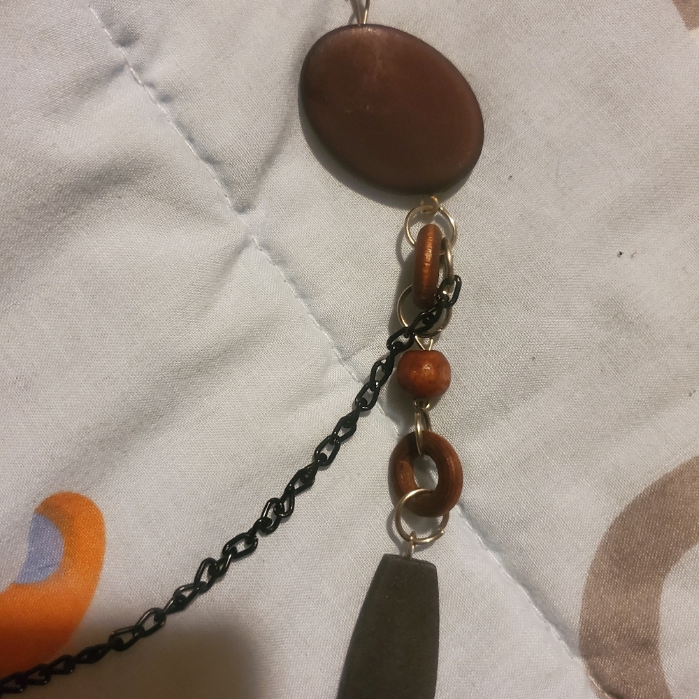 Necklace - Picture 2 of 4